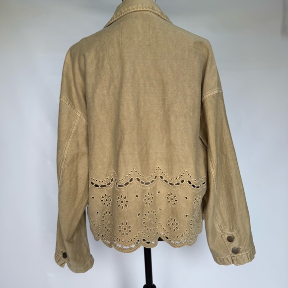 Zara Beige Eyelet Women's Jean Jacket pockets size Medium 100% cotton boxy fit - Picture 5 of 12